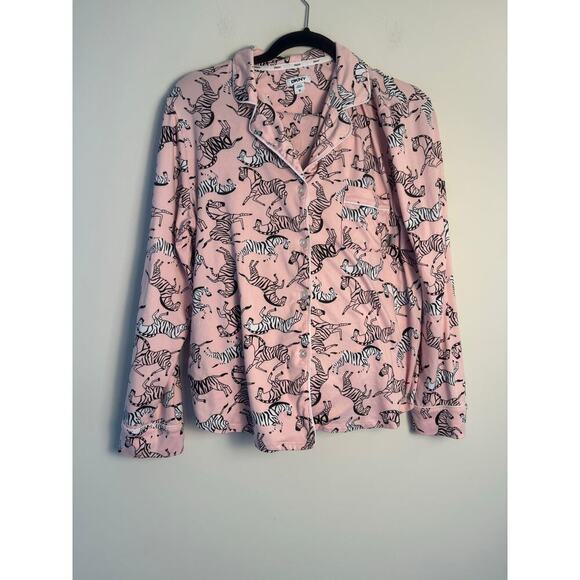 DKNY Women’s Zebra Pajamas Set Size Medium in Pink, White, and Black Cozy - Picture 4 of 11